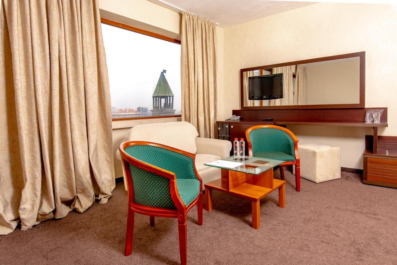 Hemus Hotel - Vratza Vratsa エクステリア 写真