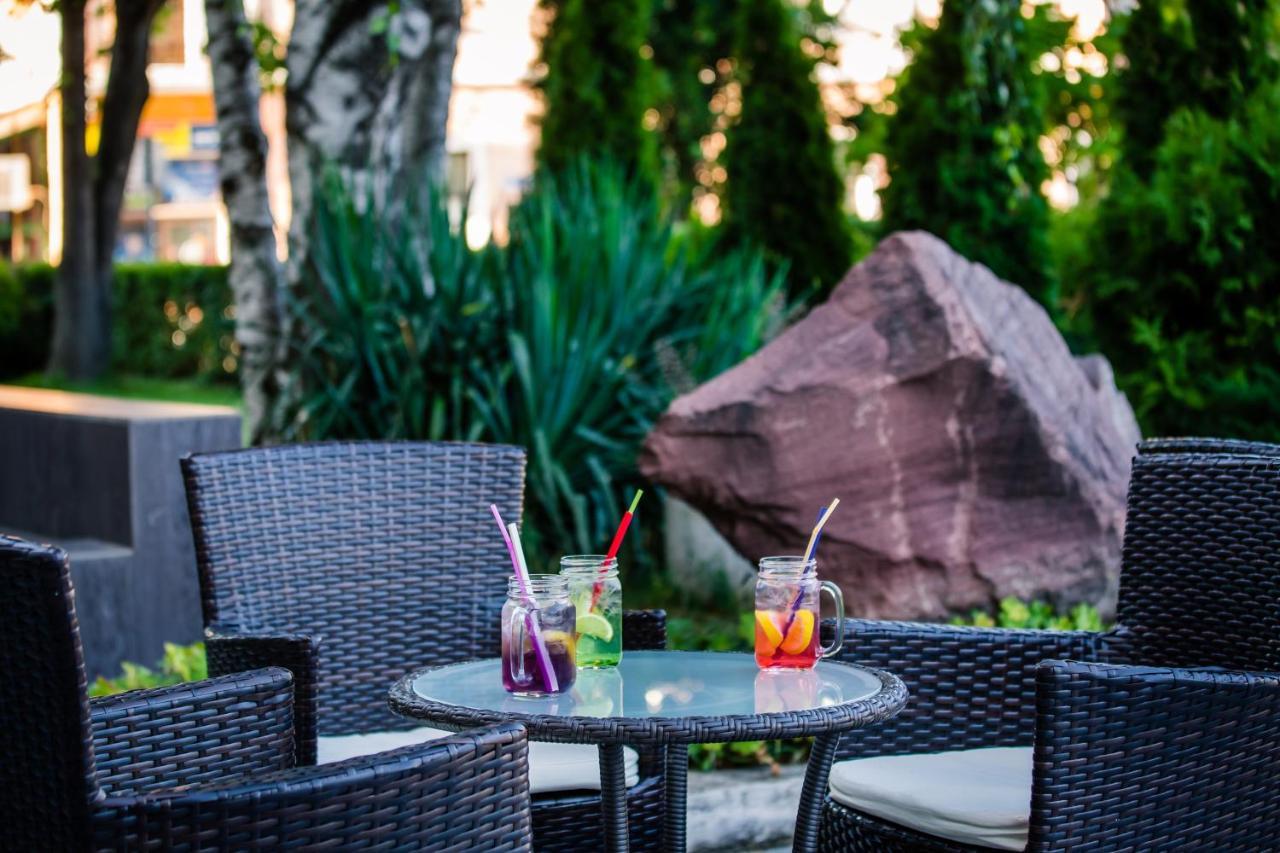 Hemus Hotel - Vratza Vratsa エクステリア 写真